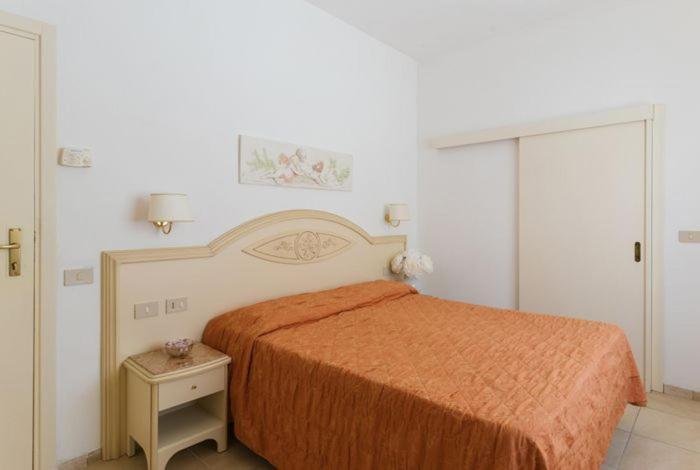 Hotel Mocambo Only Room Μιλάνο Μαριτίμα Εξωτερικό φωτογραφία